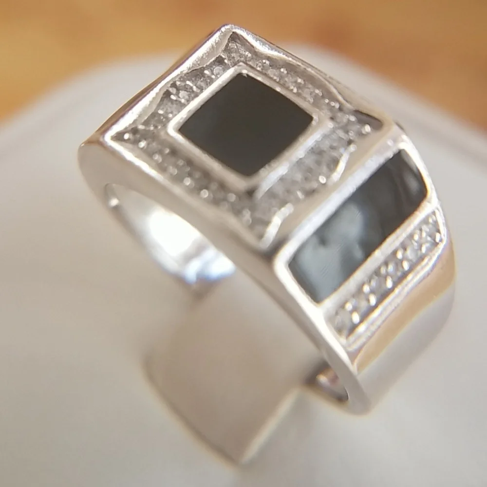 N/A stunning stone highly